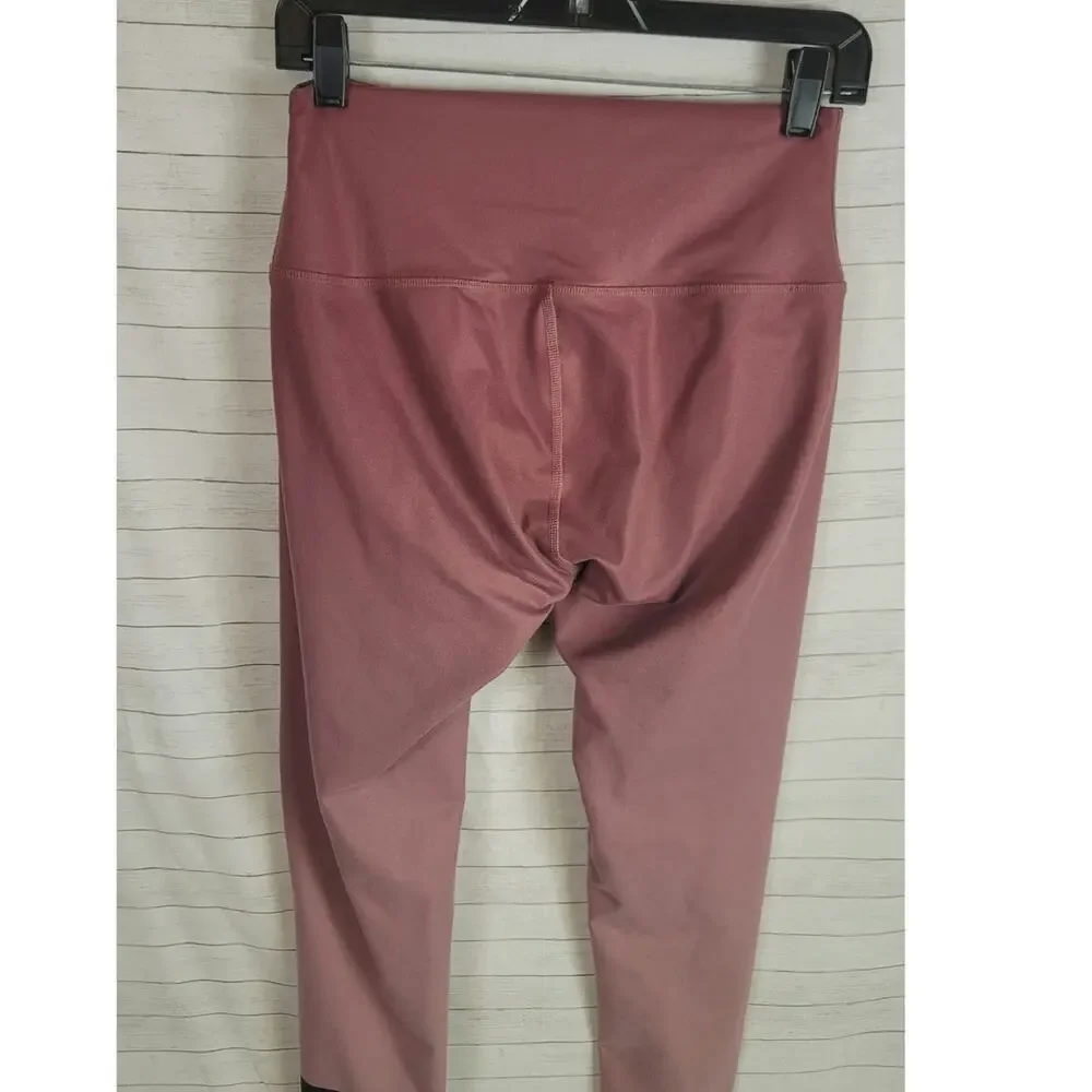 Alo Gradient Grenache High Waist Airbrush Leggings in Printed Pink, sz Medium